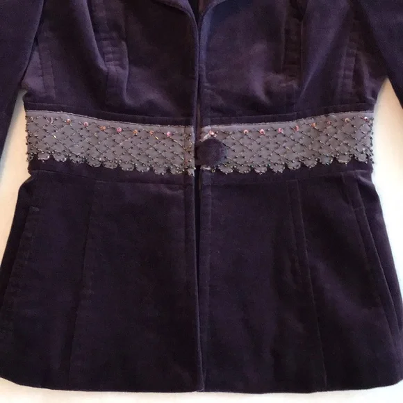 Laundry Blazer - Picture 2 of 4